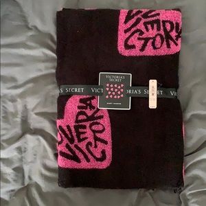 Victoria’s Secret Heart Blanket